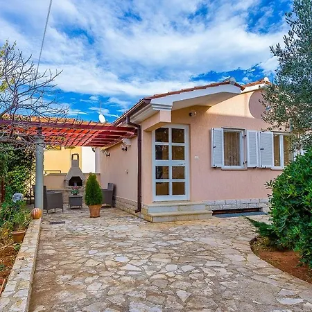 House Marija Semesterbostad