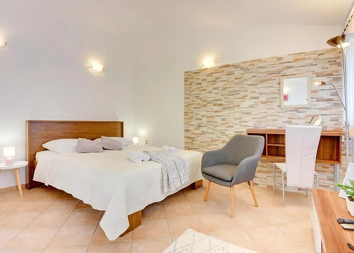 House Marija Semesterbostad