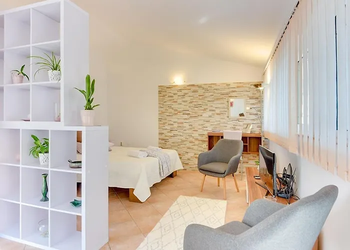 Semesterbostad House Marija *